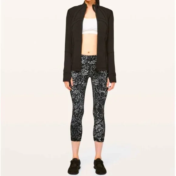 NEW | Lululemon Pace Rival Crop *22" Achromatize Ice Grey Black 6 - Picture 1 of 15